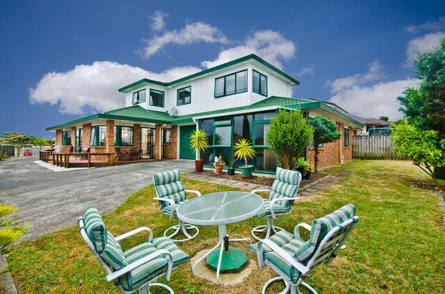 18 Lamia Pl, The Gardens